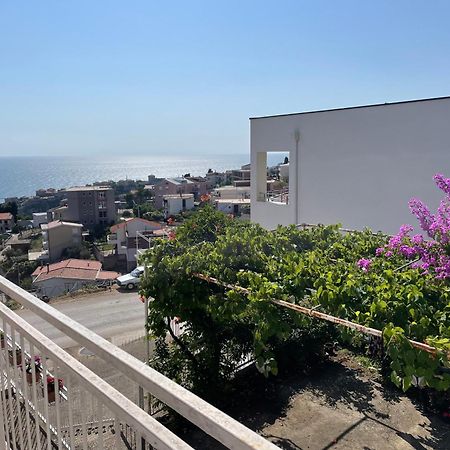 Em Apartments Ulcinj Exteriér fotografie