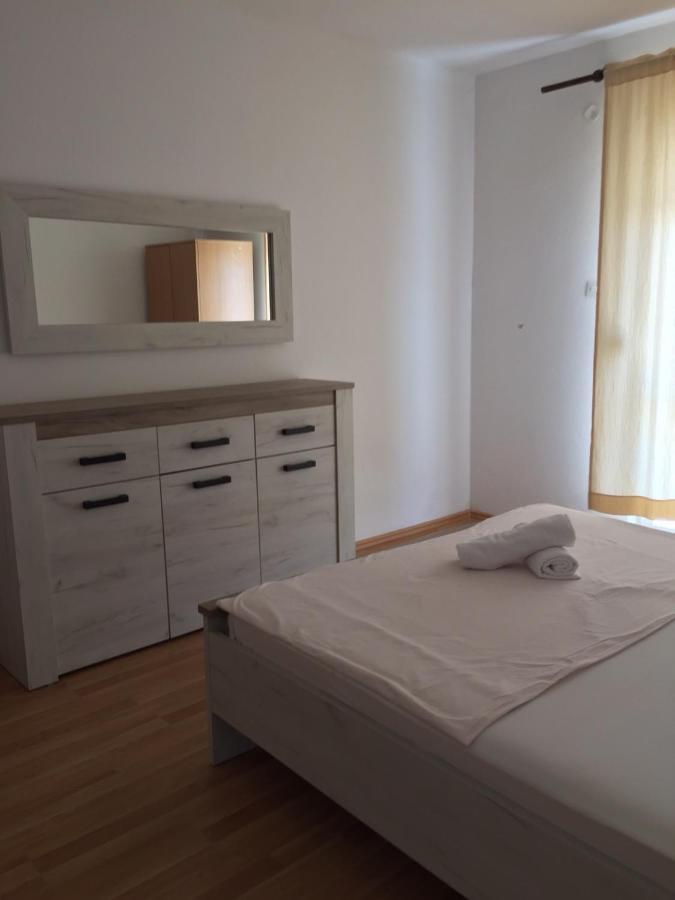 Em Apartments Ulcinj Exteriér fotografie